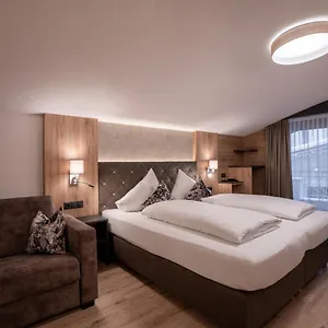 4* Hotell Alphotel Garni Salner