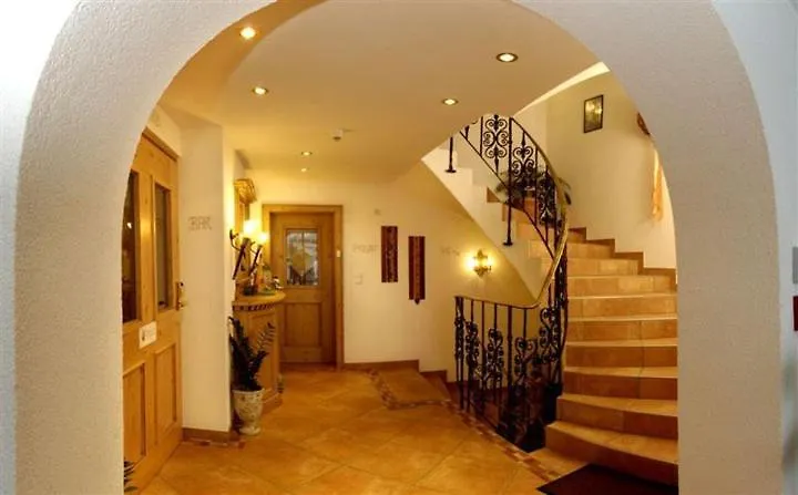 Hotel Kristall B&B Ischgl 3*,  Rakousko